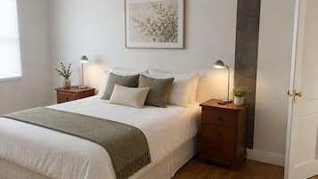 Standard House, Courtyard View | Iron/ironing board, free WiFi
