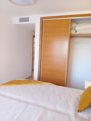 1 Schlafzimmer, Bügeleisen/Bügelbrett, kostenloses WLAN, Bettwäsche