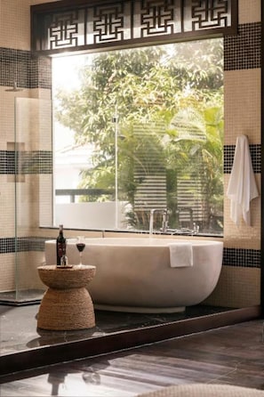 Deluxe Villa, 5 Bedrooms | Bathroom | Free toiletries, hair dryer, towels, soap - Heritage Indochine Thao Dien (Ho Chi Minh)
