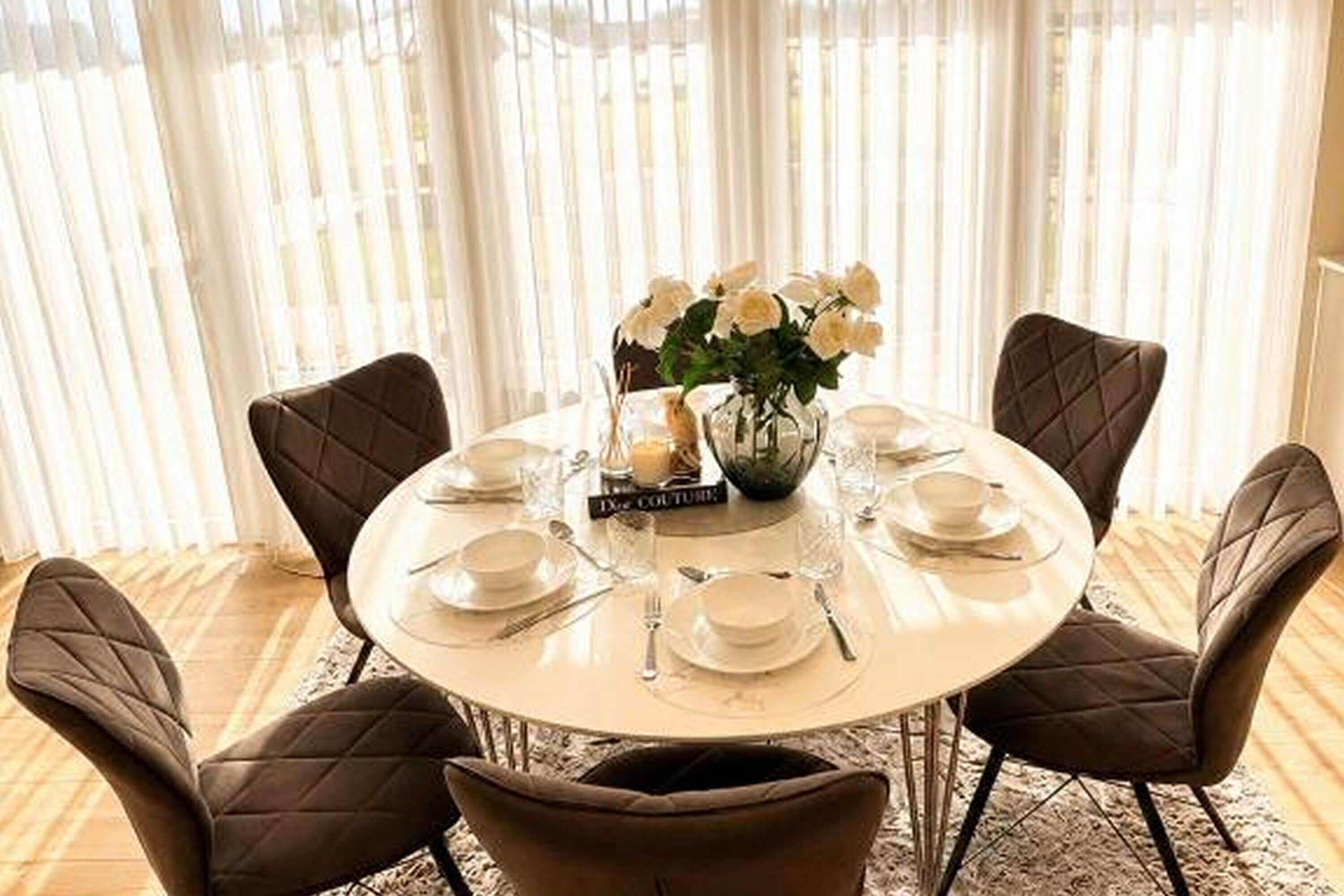 Familienhaus, 3 Schlafzimmer, 2 Bäder (SeaVista Trelleborg Sea View &) | Speisen