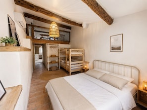 2 Schlafzimmer, Bügeleisen/Bügelbrett, kostenloses WLAN, Bettwäsche