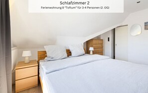 Bügeleisen/Bügelbrett, Reisekinderbett, kostenloses WLAN