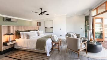 Deluxe Suite, Lake View | In-room safe, free WiFi, bed sheets