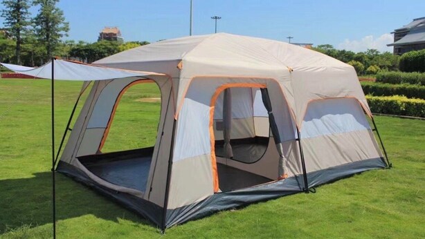 Tienda de campaña con toldo impermeable, ventana de mosquitero y lona para el suelo.