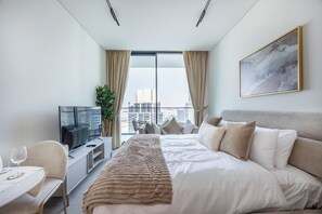 Apartment, City View - Bloomfields Studio - Binghatti Azure JVC (Dubai)