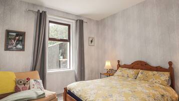 3 bedrooms, WiFi (free), individually decorated, individually furnished