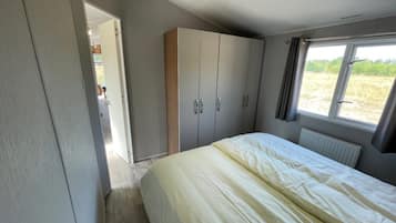 Chalet | 2 bedrooms, bed sheets