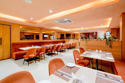 Palette Rc Platinum Hotel