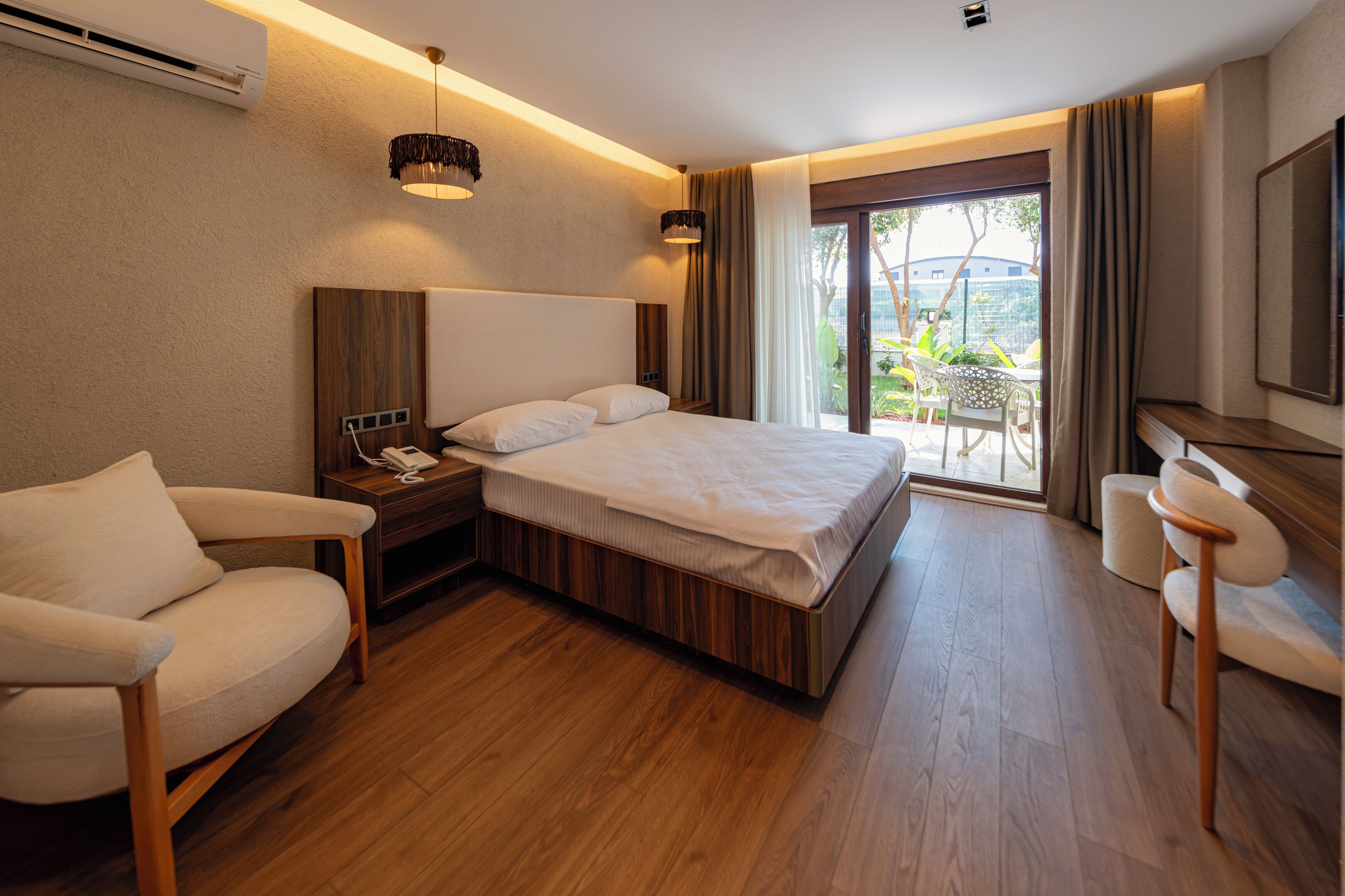Blackout drapes, soundproofing, iron/ironing board, free WiFi