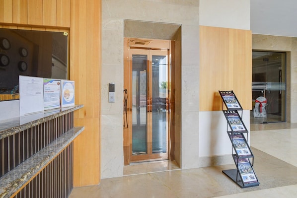 Casa | Lobby