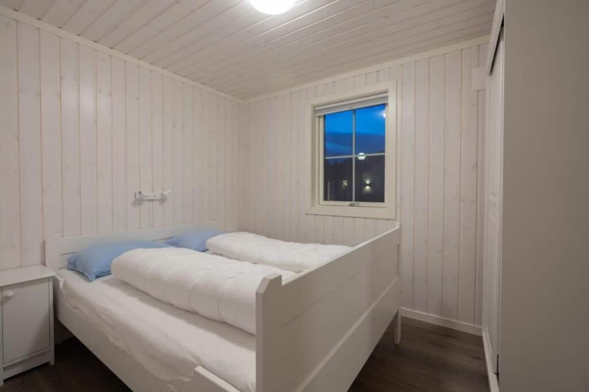 Family Cabin | Soundproofing, iron/ironing board (on request), WiFi (free)