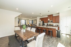 Interior - Misty's Place- Pool, pet friendly, gym, movie room and more! (Raleigh)
