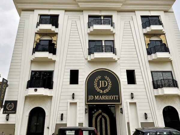 Hotel Jd Marriott - Sirsa