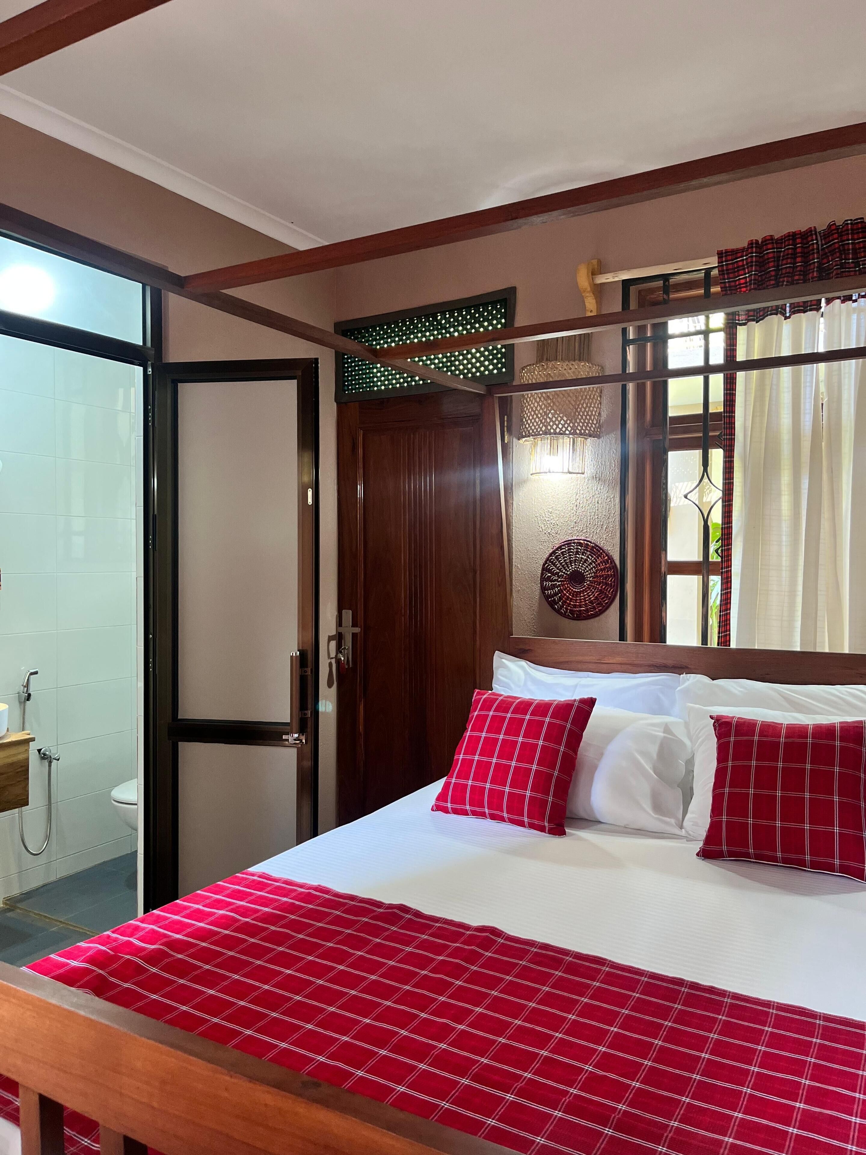 Chambre Double Standard, balcon, vue piscine | Bureau, Wi-Fi gratuit
