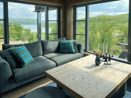 360-degree views from a mountain top in Numedal