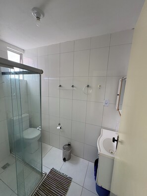 Bathroom - Apartment on Amaralina Beach (Salvador)