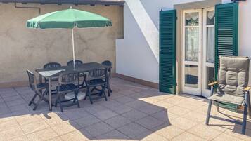 Appartement, uitzicht op bergen | Terras