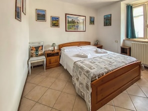 Condo, Mountain View | Iron/ironing board - La Terrazza dell'Artista (Castione della Presolana)