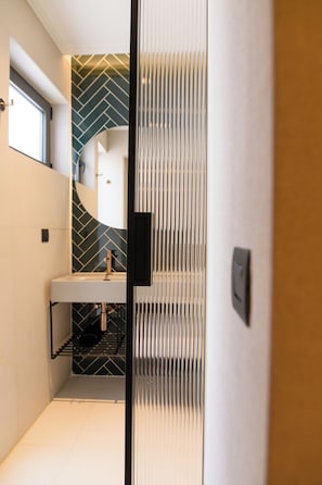 Economy Double or Twin Room | Interior - Hera Hotel Axd (Alexandroupoli)