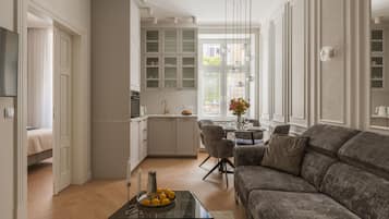 Deluxe Apartment | Living room