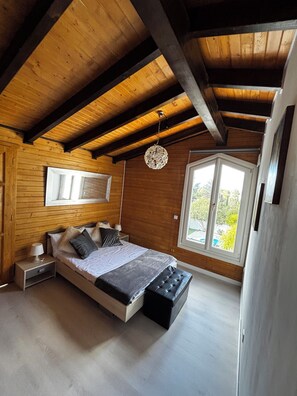 4 bedrooms, iron/ironing board, WiFi, bed sheets - Villa with a pool surrounded by nature and just 20 minutes from the beach (Pinos de Alhaurín)