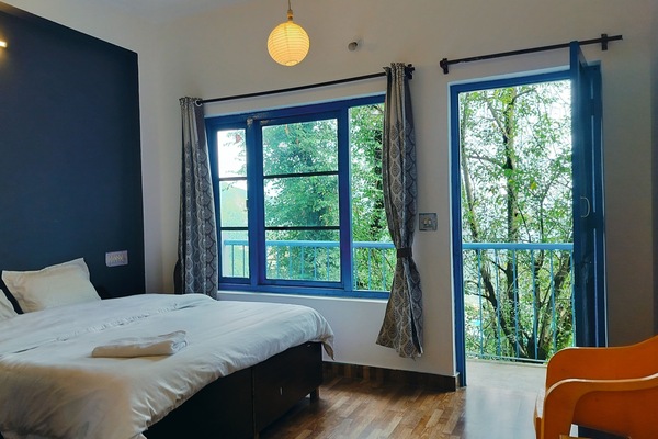 Deluxe Double Room, Balcony, Mountain View