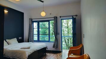 Deluxe Double Room, Balcony, Mountain View