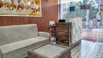 House | Reception