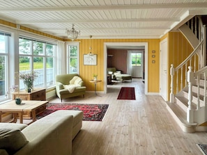 Interior - Fjord views with private jetty and boathouse (Nedstrand)
