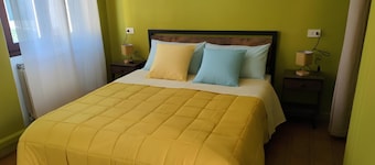 15 minutes from Malpensa Airport and 20 minutes from Milano Rho Fiera