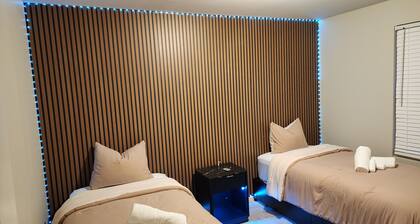 The Luxe house ◇Modern Luxury Retreat