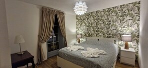 Room - Vrbo Property (Narbonne)