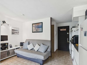 TV - Studio cabin with pool - Le Grau d'Agde (Le Grau d'Agde)