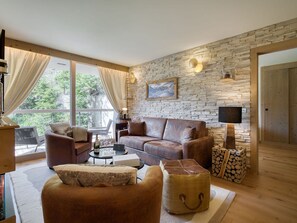 Fernseher, Kamin