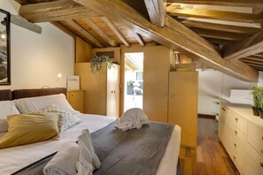 Room - Elegant Duplex Apartment in the Heart of Florence - Walk to the Duomo (Firenze)