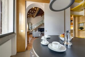 Dining - Elegant Duplex Apartment in the Heart of Florence - Walk to the Duomo (Firenze)