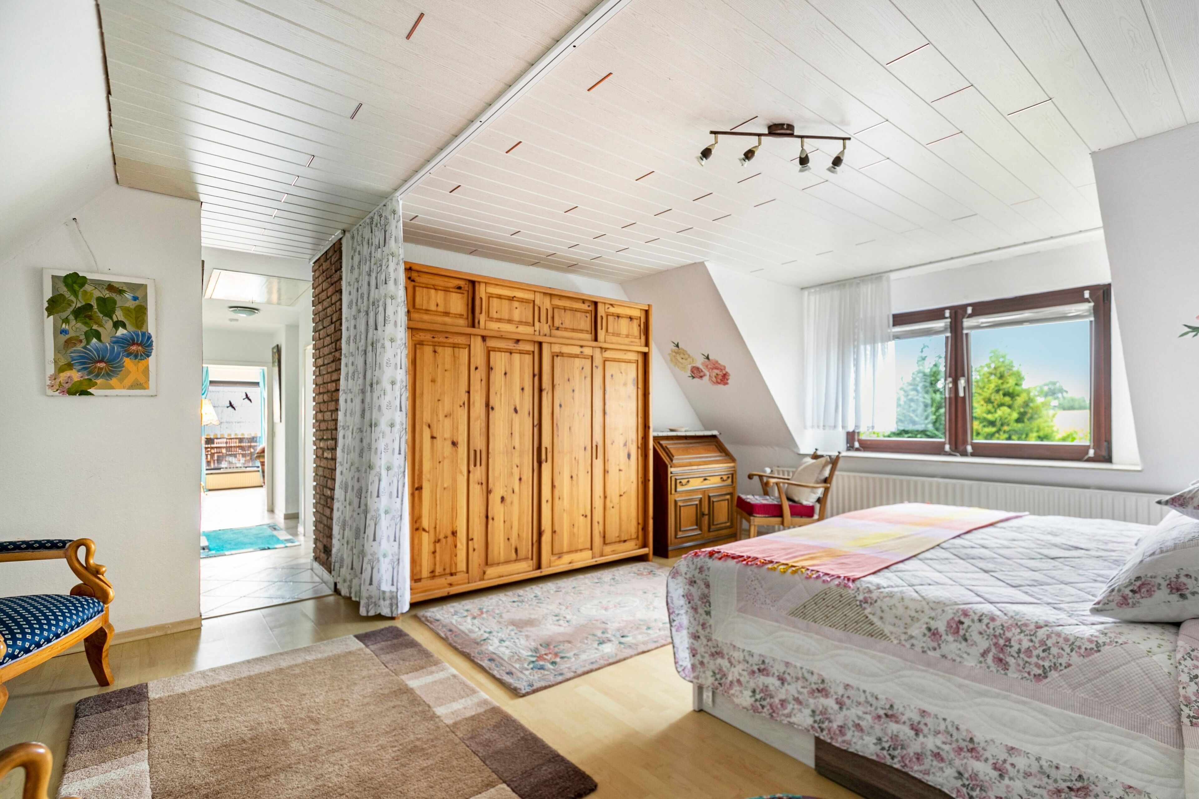 3 bedrooms, WiFi, bed sheets