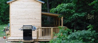 Rustic Bunkie with Lake Front View!