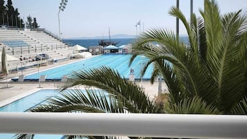 Deluxe-Doppel- oder -Zweibettzimmer, Balkon, Meerblick | Pool