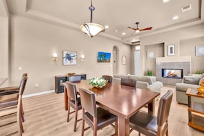 Dining - 3BR La Quinta retreat with pool, patio, fireplace, and WiFi. (La Quinta)