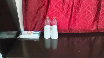 Bathroom amenities