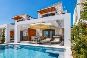 Olea Aura Villa with Private Pool | Iron/ironing board, free WiFi