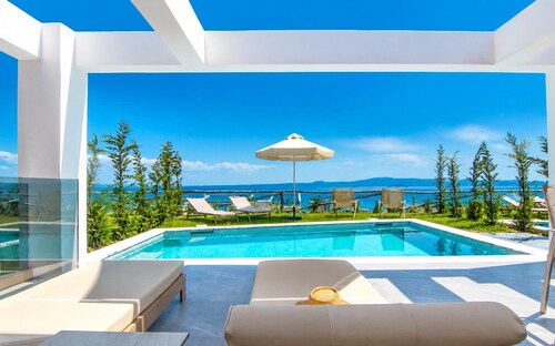 Sunrise Villas Olea Collection