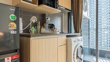 Apartment, 1 Bedroom, Accessible, Patio | Laundry