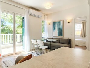 Interior - Colorful Riviera Living in Voula Center (Voula)