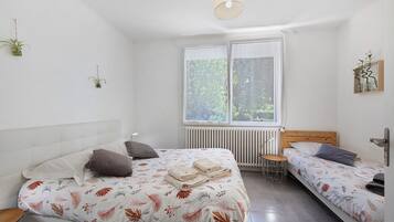 2 Schlafzimmer, Bügeleisen/Bügelbrett, WLAN, Bettwäsche