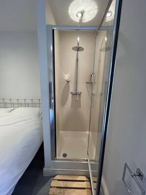 Hair dryer, towels, toilet paper - Double room en suite 5mn from The Beatles crossing (London)