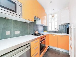 Private kitchen - Double room en suite 5mn from The Beatles crossing (London)