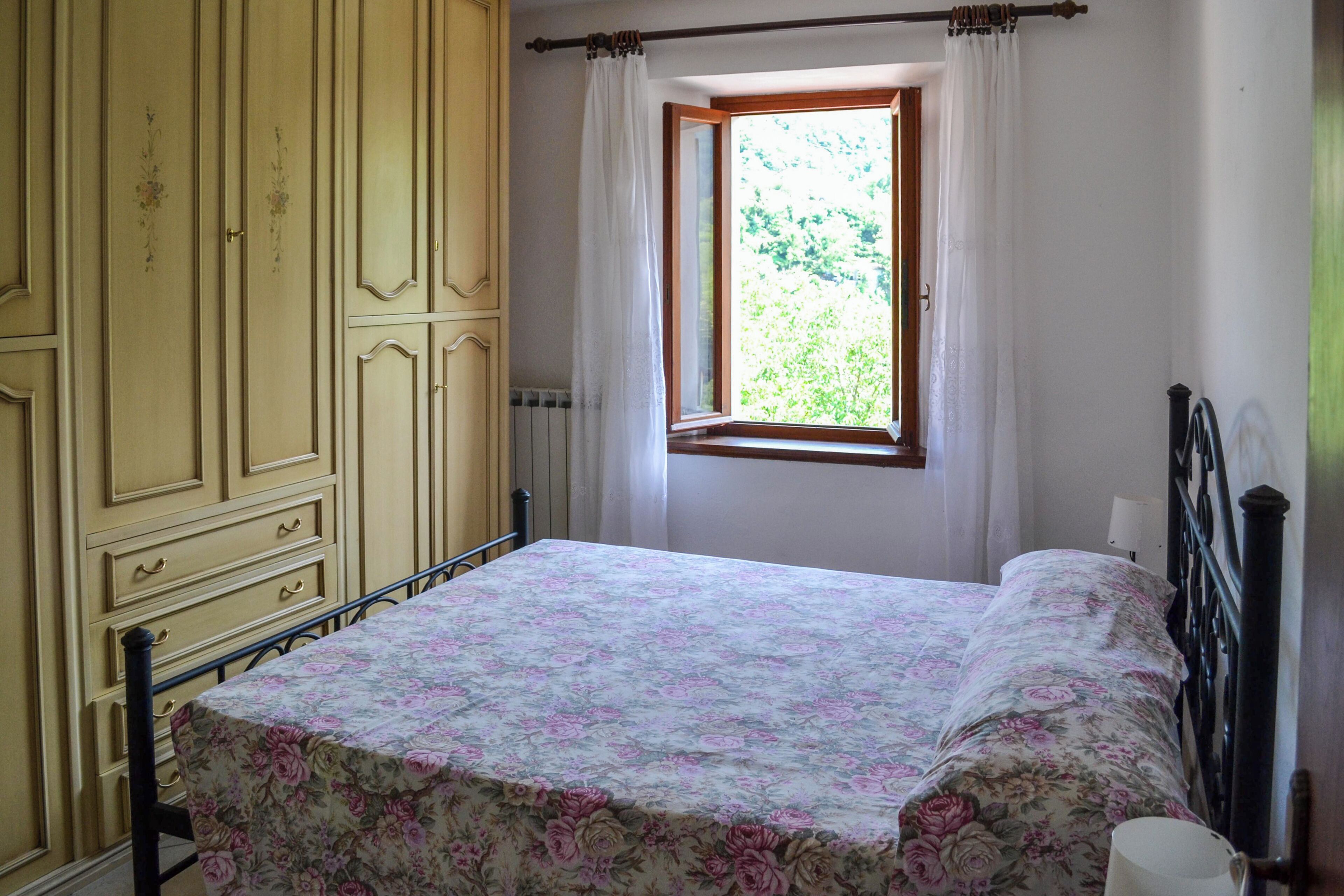 House, 3 Bedrooms, City View