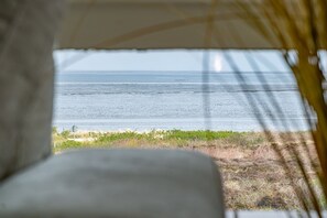 Uitzicht op strand/zee